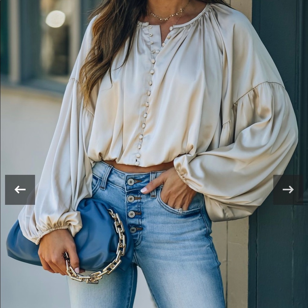 LIBBY SATIN BILLOWED CROP BLOUSE - CHAMPAGNE NWOT